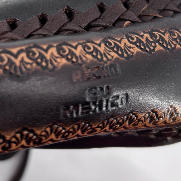 Vintage 70’s Boho Sunflower Artisan Cottagecore Tooled Leather Crossbody Bag - Picture 9 of 15